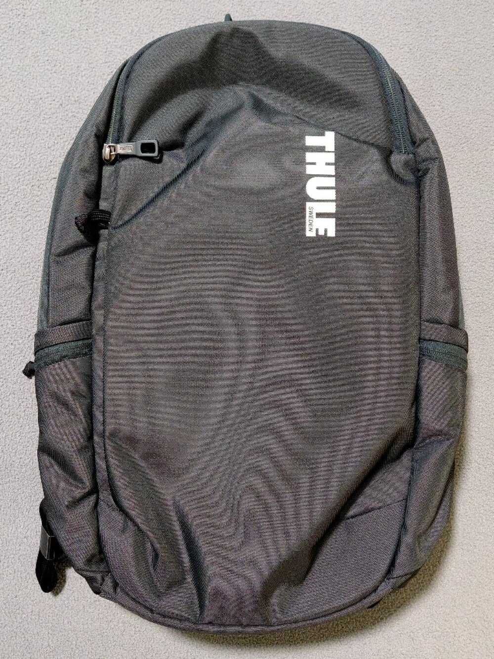 Thule Subterra 23L Black/Yellow Lining Laptop iPad Travel Backpack EUC
